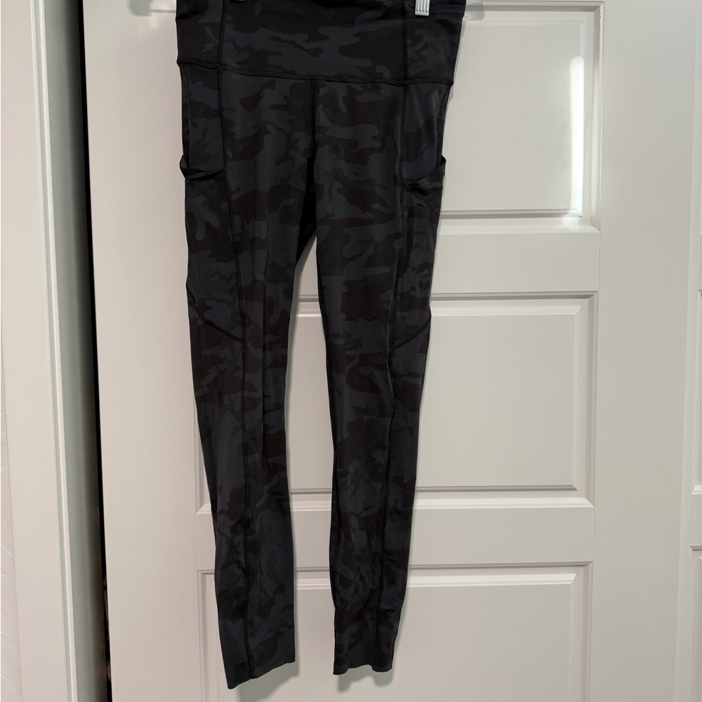 Lululemon Black Camouflage Leggings